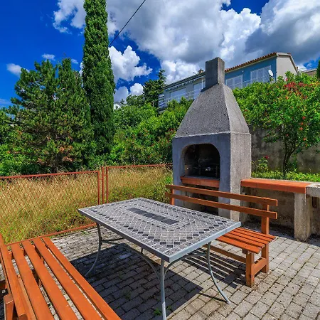 Gruene Terrasse Nur 100 Meter Zum *