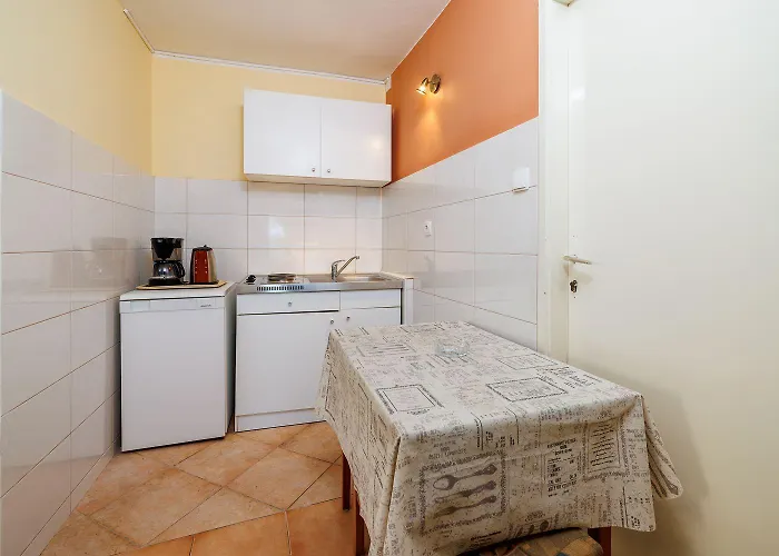 Gruene Terrasse Nur 100 Meter Zum Apartmán